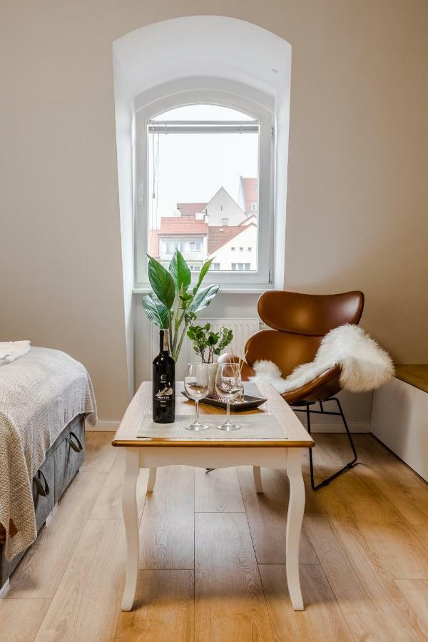 Szczecin Old Town Apartments - Riverside Lux Studio Екстер'єр фото